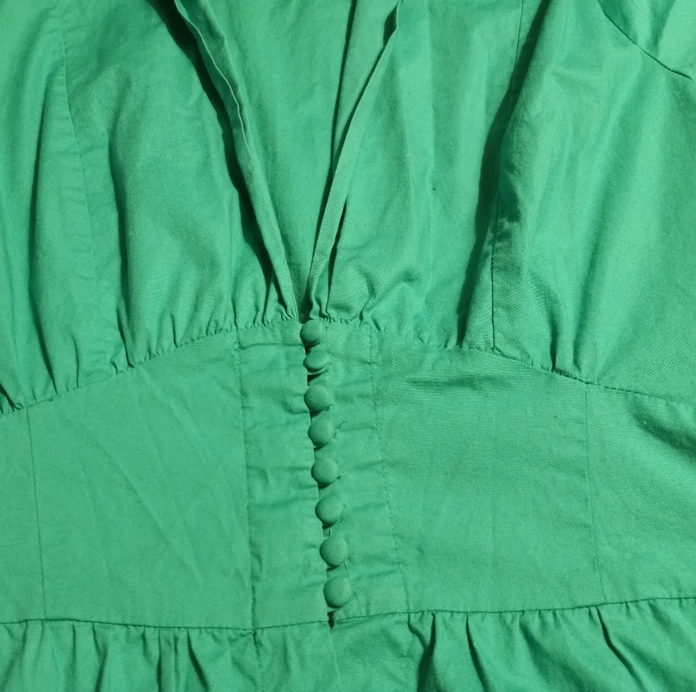 Structured peplum top with button waist - Picture 2 of 15